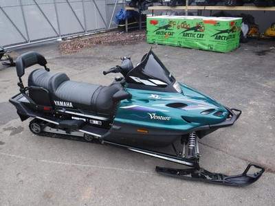 1999 YAMAHA VENTURE XL