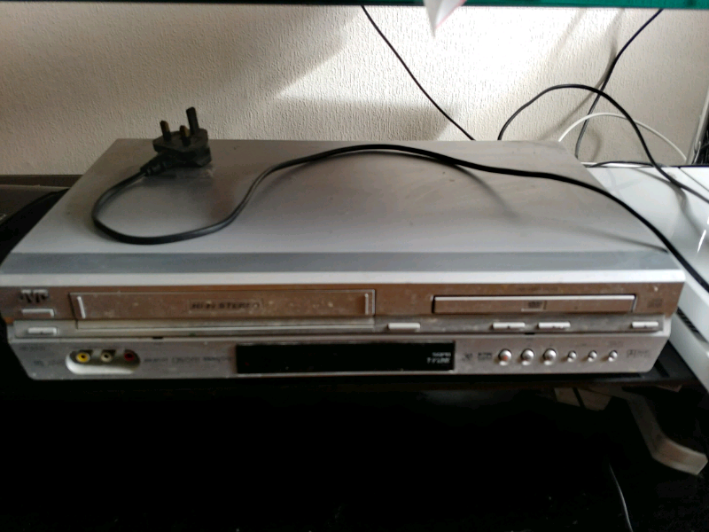JVC vhs & dvd player in London Gumtree