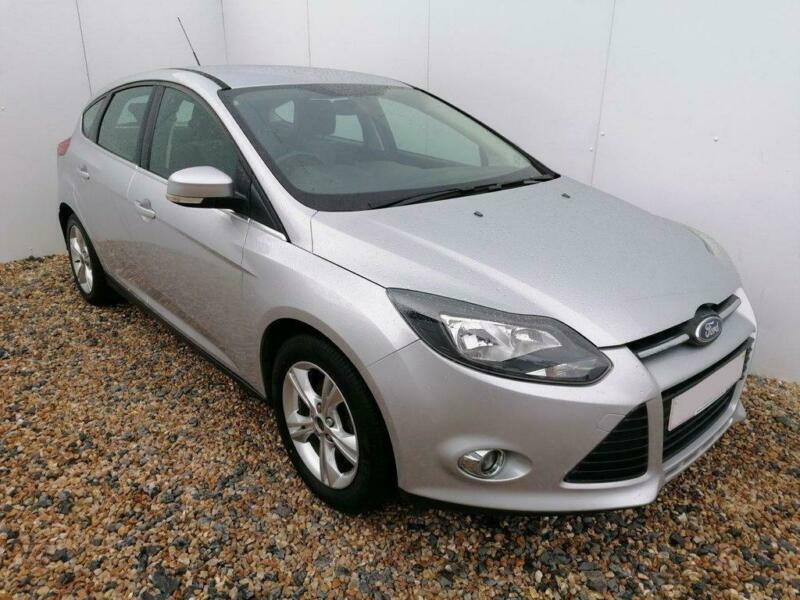 2012 61 FORD FOCUS 1.6 ZETEC 5D 104 BHP in Kilmarnock, East Ayrshire