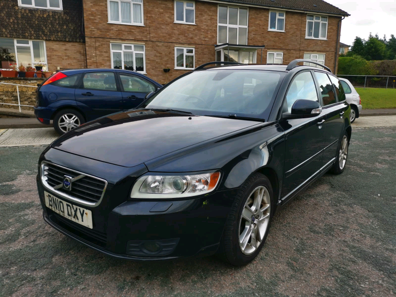 Volvo v50 2010
