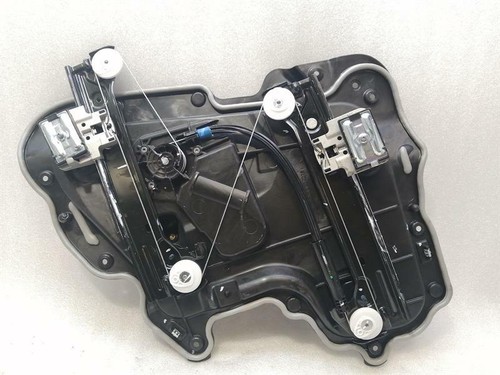 TESLA MODEL 3 Right Rear Door Winder 1096623-00-K Fensterheber hinten rechts