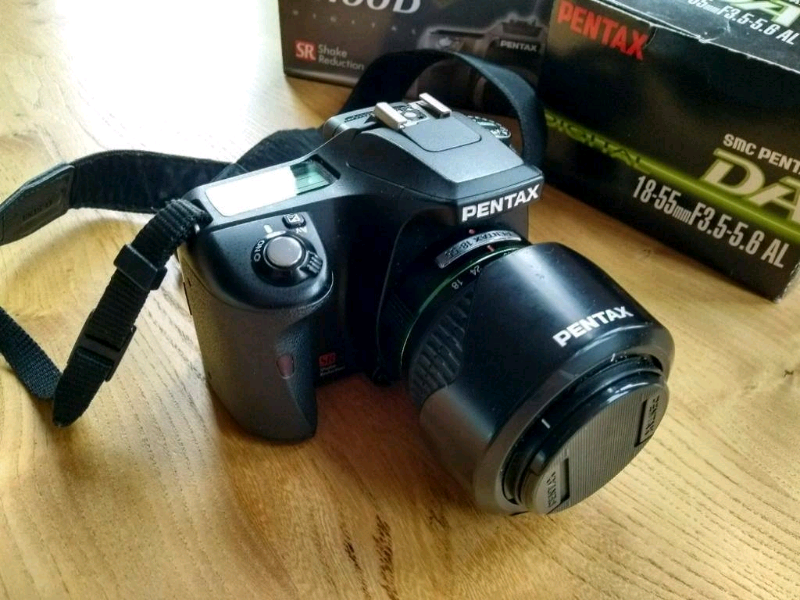 Pentax K100 DSLR with lens and instructions in Southside, Glasgow