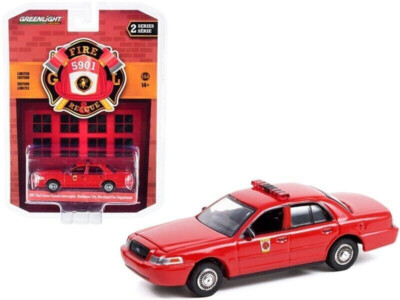 2001 Ford Crown - Baltimore Maryland FIRE Department **** Greenlight Rescue 1:64