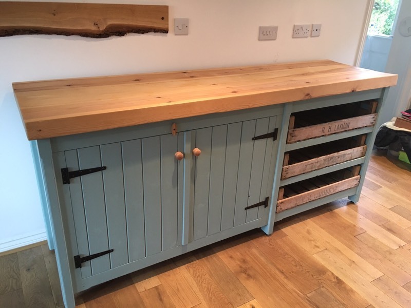 Solid wood freestanding kitchen unit/island in Prestonpans, East