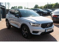 2021 Volvo XC40 B4 MHEV R-Design SUV HYBRID Automatic
