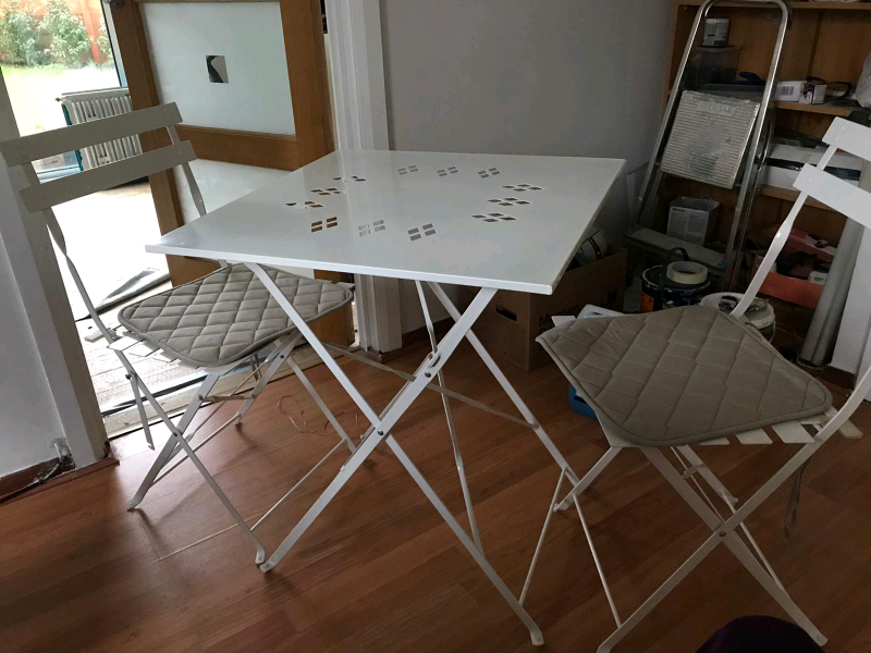 Garden table and 2 chairs | in Belfast City Centre, Belfast | Gumtree