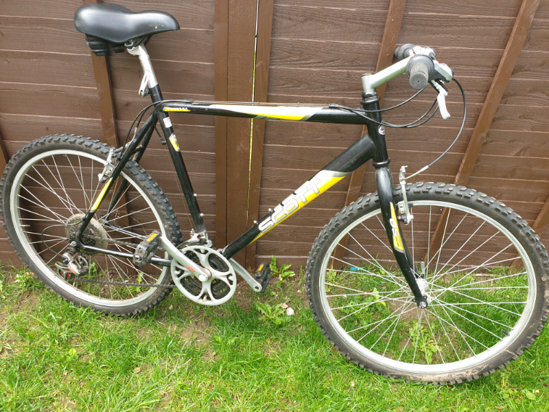 Giant mountain bike in Taunton, Somerset Gumtree