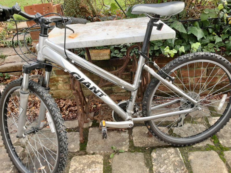 Giant mountain bike in Fareham, Hampshire Gumtree