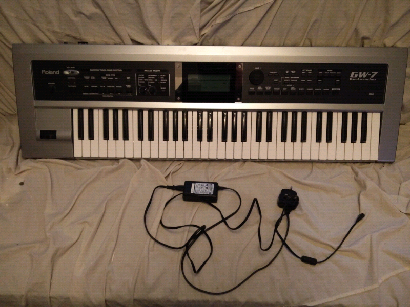 ROLAND GW7 KEYBOARD WORKSTATION. in Tower Bridge, London Gumtree