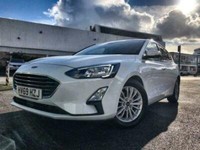 FRONT & REAR PARKING SENSORS - CRUISE CONTROL