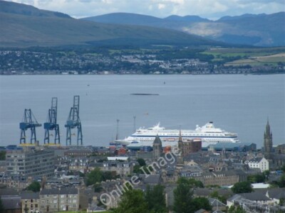 Photo 6x4 Greenock and the Clyde from Overton Greenock/NS2776 Cruise shi c2009