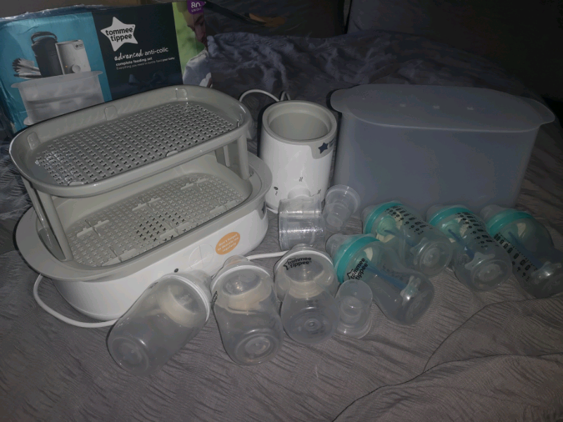 Electronic steraliser with tommee tippee bottles and bottle warmer | in