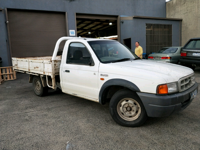 Ford courier 2001