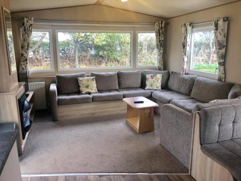 LUXURY STATIC CARAVAN FOR SALE IN NORTH WALES DOUBLE GLAZED CENTRAL