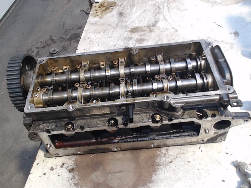 Zylinderkopf Vw Golf Vii Variant (Auvv) Combi 1.6 Tdi Bluemotion 16v (Cxxb) 2016