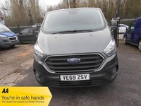 Ford Transit Custom 2019 300 LIMITED DCIV ECOBLUE CREW-CAB 6 SEATER NO VAT WETBE