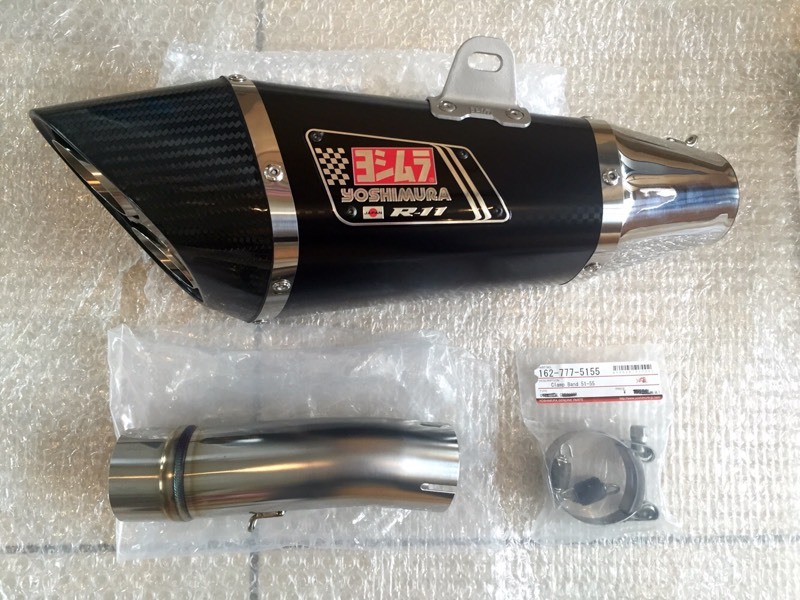 Brand new Yoshimura R11 Carbon tip exhaust for GSXR 600 750 L1 onwards