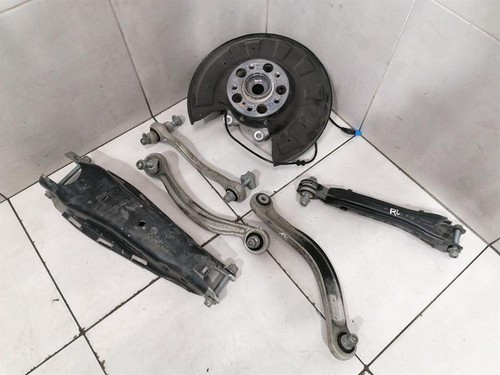 MERCEDES SL R231 AMG Left Rear Hub A2313504700 Radlagergehäuse Hinten Links satz