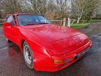 Porsche 944