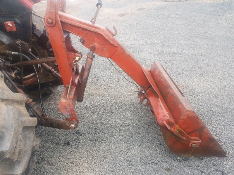 Tractor three point linkage rear loader with bucket in Motherwell