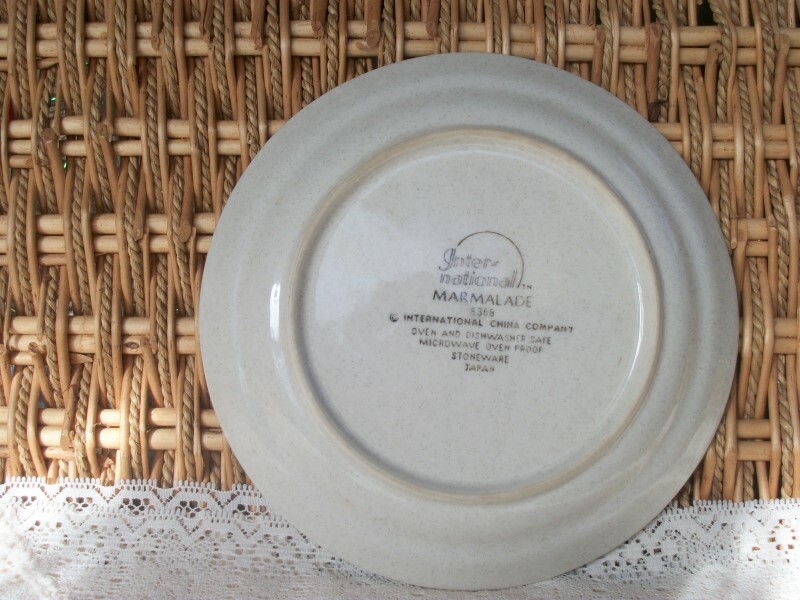 Marmalade Salad Plate by International Stoneware Japan 7 5/8