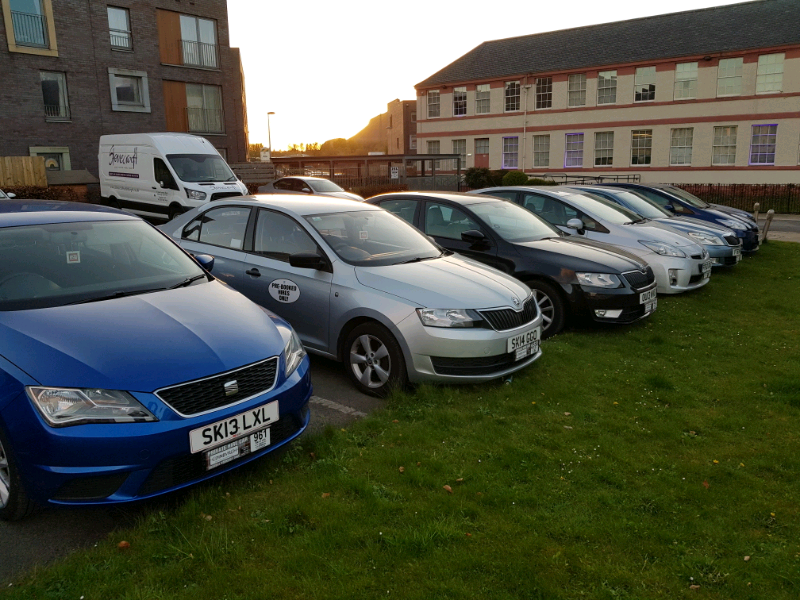 PHC PRIVATE HIRE VEHICLES FOR RENT (UBER, UBER EATS) BEST PRICES