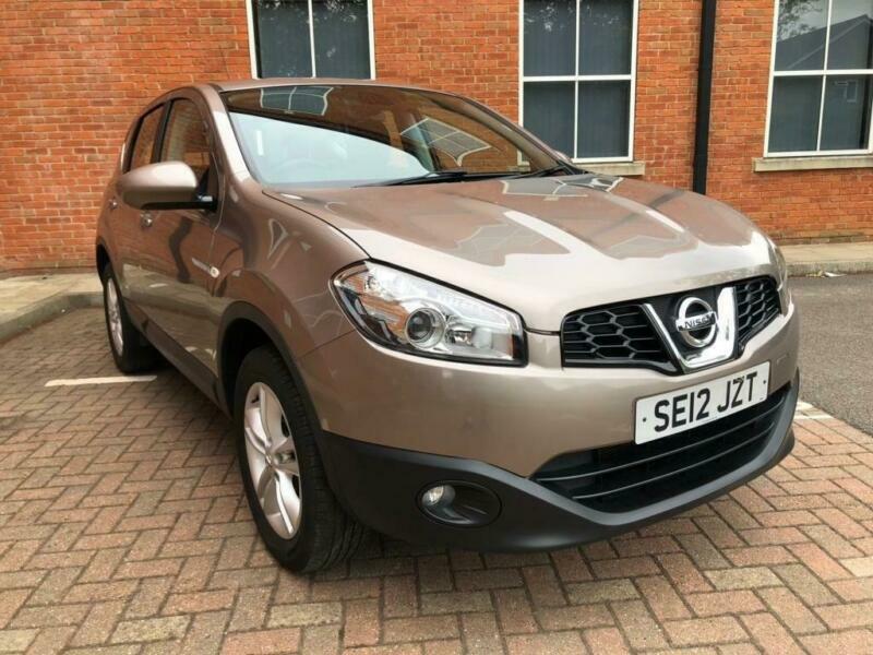 2012 Nissan Qashqai 1.6 Acenta CVT 2WD 5dr in Ripley, Surrey Gumtree