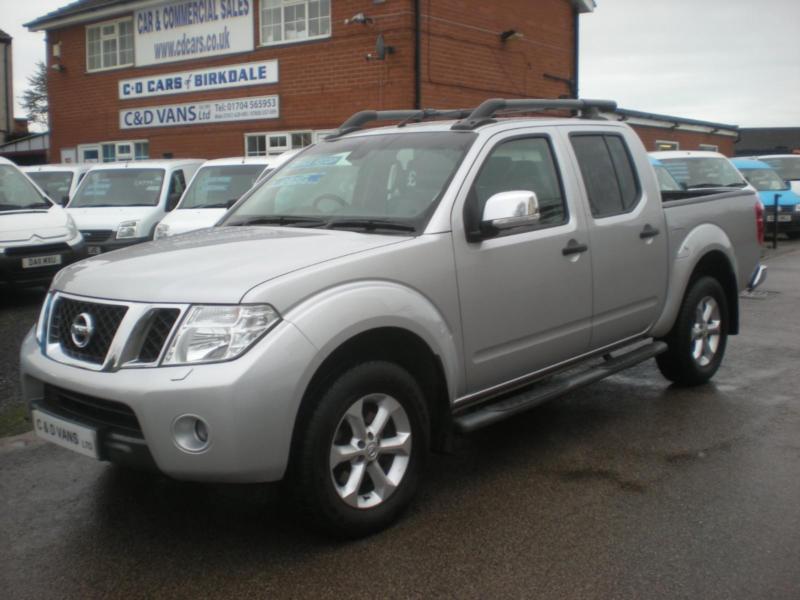 62 2012 Nissan Navara Tekna Connect 4x4 Double Cab D40 2.5 DCi 188 Silver Satnav in Southport
