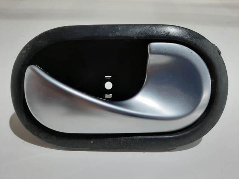 8200028486 PoignÃ©E IntÃ©Rieure Avant Droit Pour Renault Scenic Ii 2003 97493