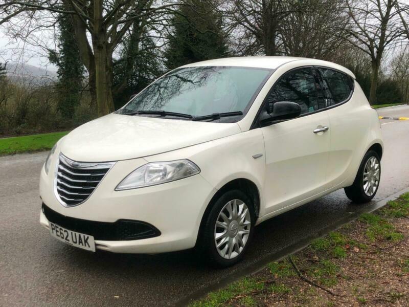 2012 Chrysler Ypsilon 1.2 S 5dr HATCHBACK Petrol Manual in Baildon