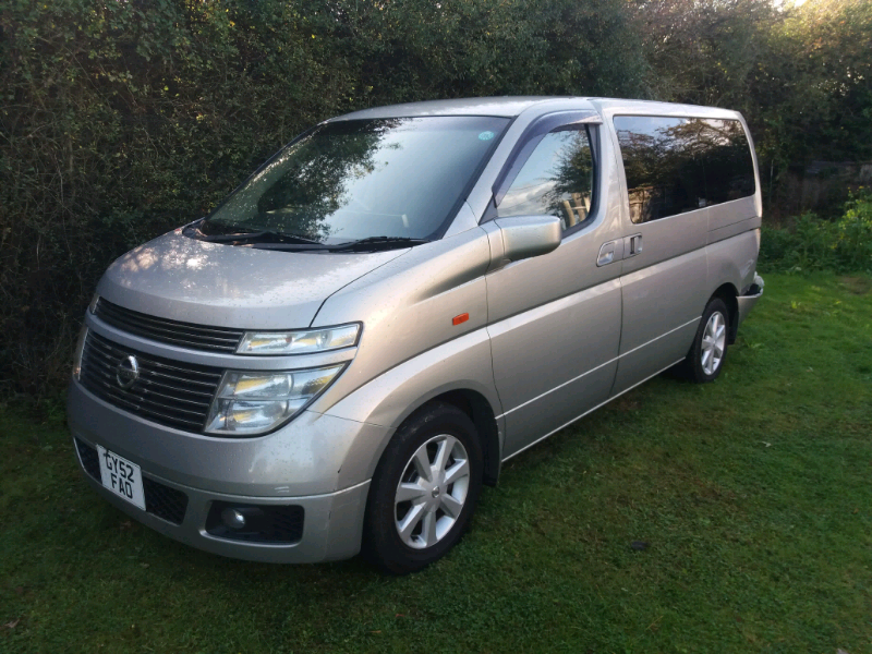 Nissan elgrand 2002