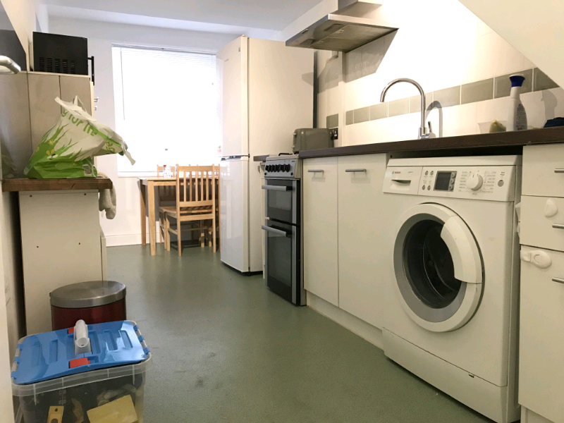 2 Bedroom Flat Ilford ALL BILLS INCLUSIVE Fully Furnished In