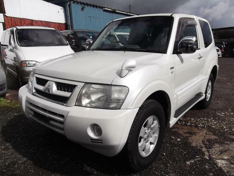Mitsubishi pajero 2003 года