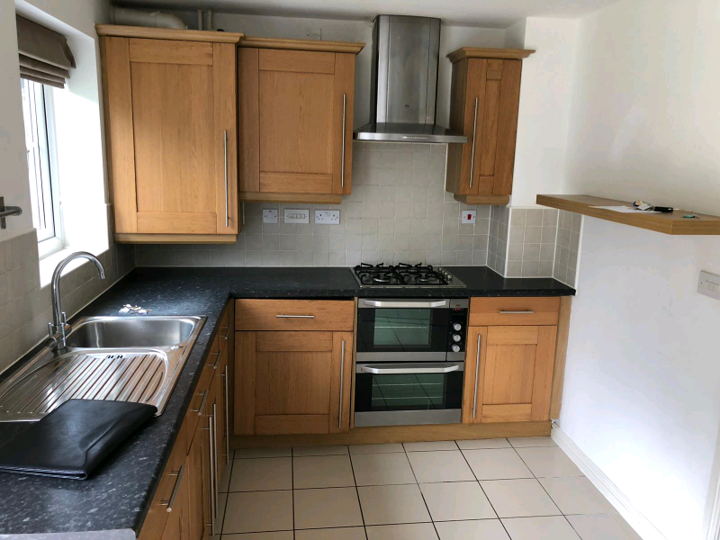Symphony oak kitchen units in Wakefield, West Yorkshire Gumtree