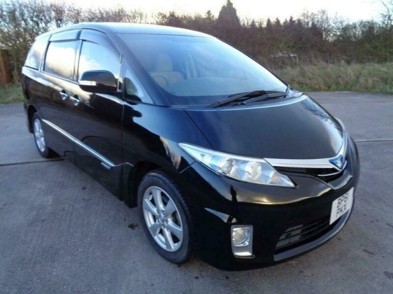 Toyota estima 2011