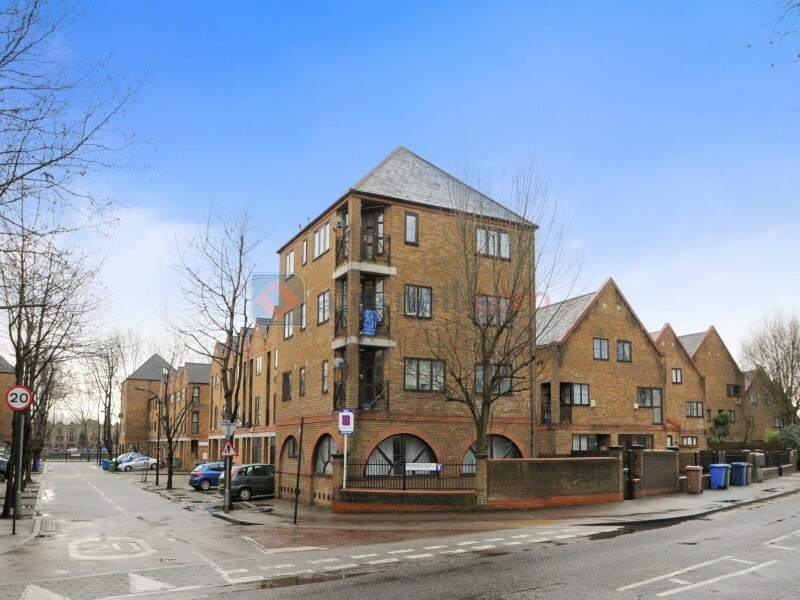 2 bedroom flat in Brunswick Quay, Surrey Quays SE16 in Surrey Quays, London Gumtree