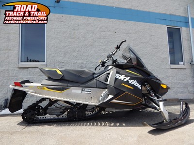 2016 Ski-Doo MXZ® Sport Rotax® 600 Carb ES Black