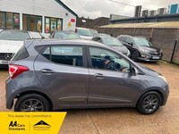 Hyundai I10 1.0 Premium Hatchback 5dr Petrol Manual Euro 5 (66 ps)