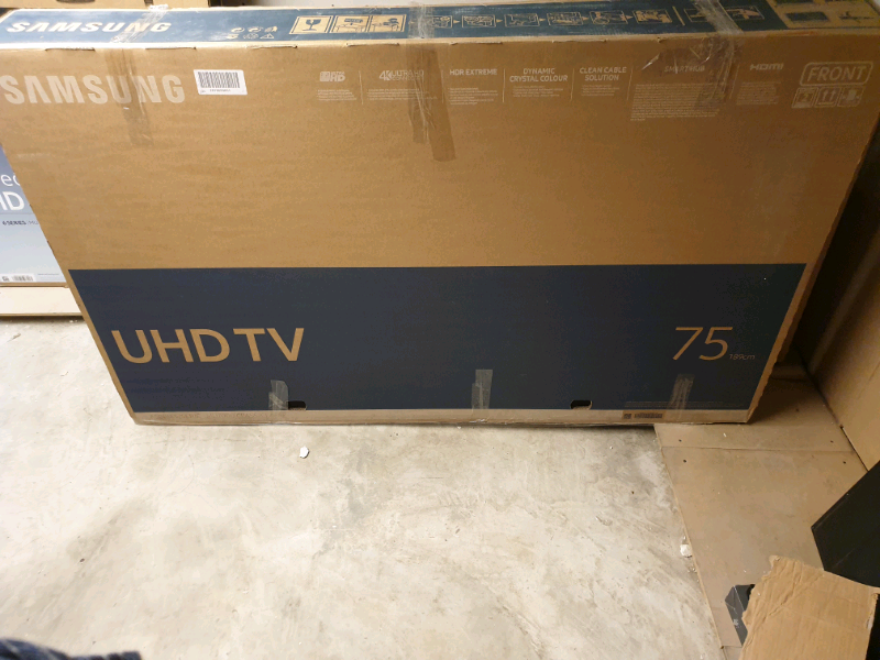 Samsung ultra smart 4k TV 75 inches new open box in Haringey, London