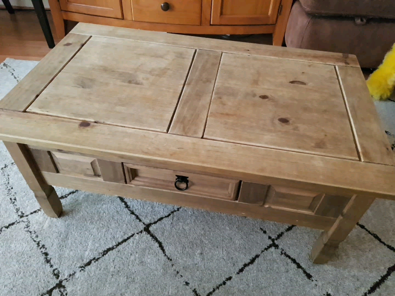 Dunelm coffee table vintage in Luton, Bedfordshire Gumtree