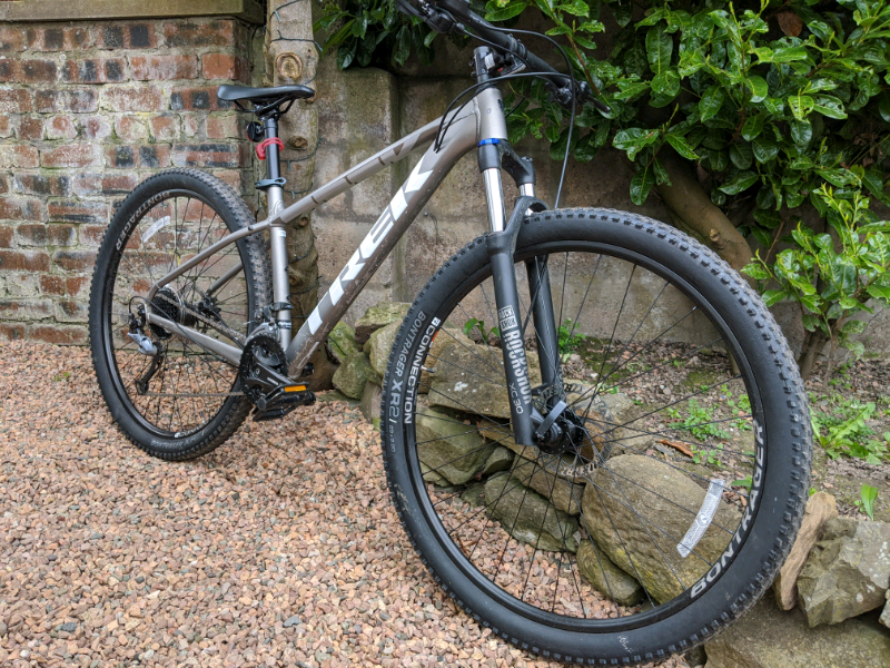 trek mountain bike 29 inch wheels