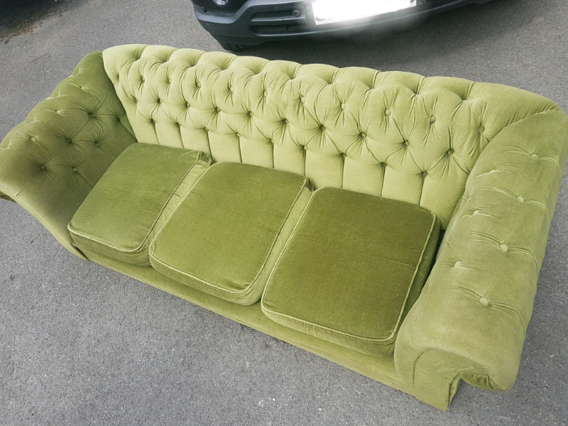 Vintage velvet chesterfield sofa | in Southampton, Hampshire | Gumtree
