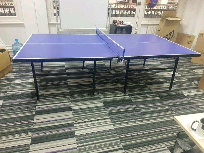 Table Tennis Ping Pong Table Table 9ft By 5ft New Condition