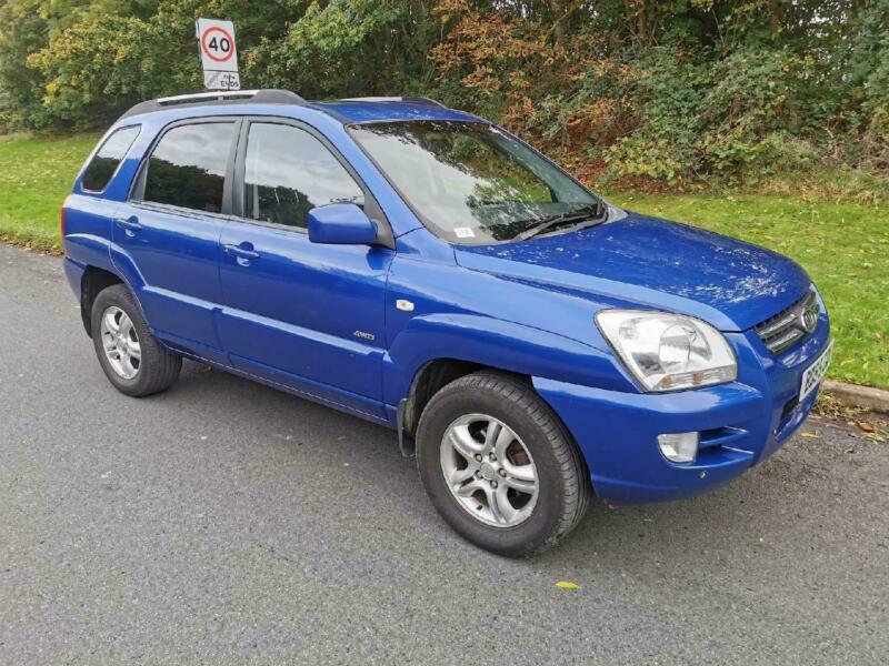 KIA SPORTAGE V6 Auto XS Blue Auto Petrol, 2006 in Highworth