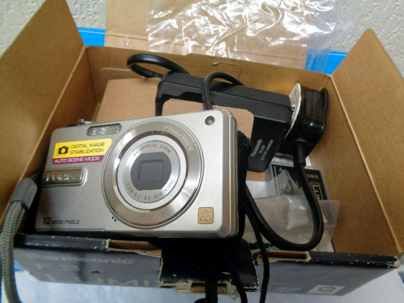 Lumix Panasonic DMCF3 digital camera in Gorton, Manchester Gumtree