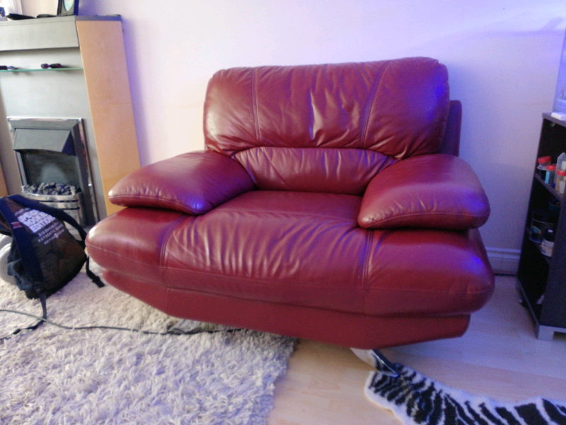 Free leather sofa and chairs in Leith, Edinburgh Gumtree