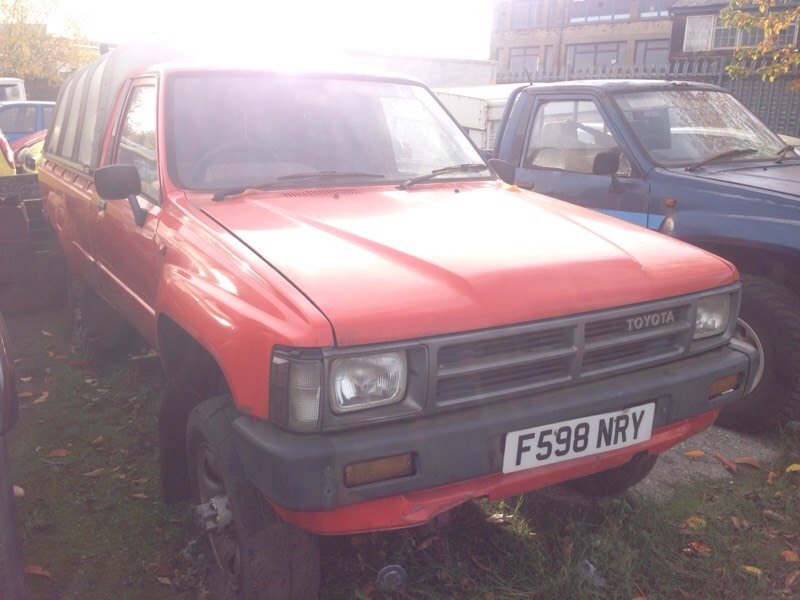 Toyota hilux 1987 года