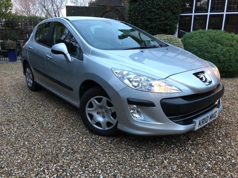 Peugeot 308 2010 год