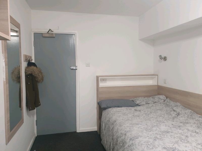 1 Bedroom With Double Bed Available To Rent In 4 Bedroom Flat In Manchester City Centre Manchester Gumtree