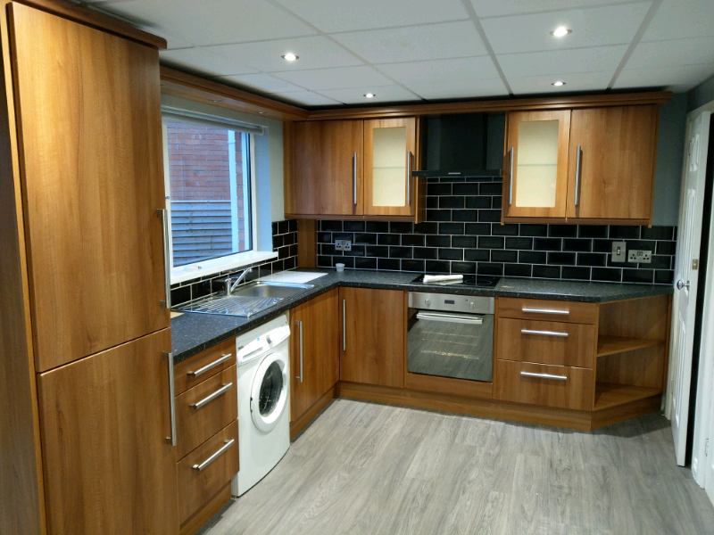 Kitchen units with built in fridge for sale | in Sydenham, Belfast